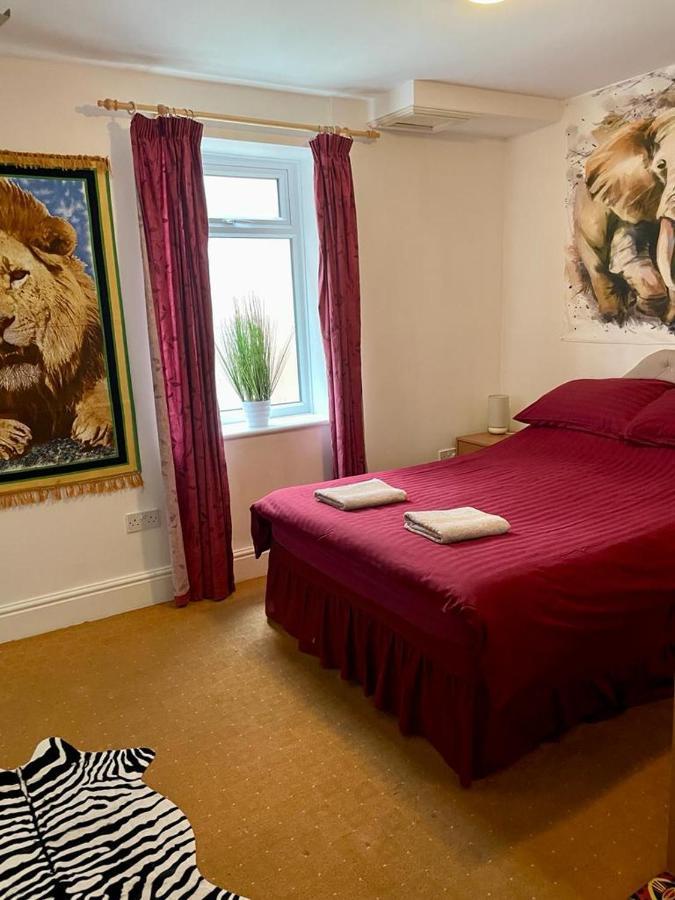 The Blue Moon Bed & Breakfast Blackpool Dış mekan fotoğraf