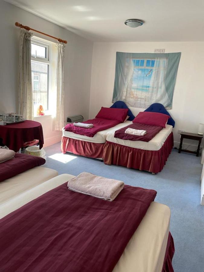 The Blue Moon Bed & Breakfast Blackpool Dış mekan fotoğraf